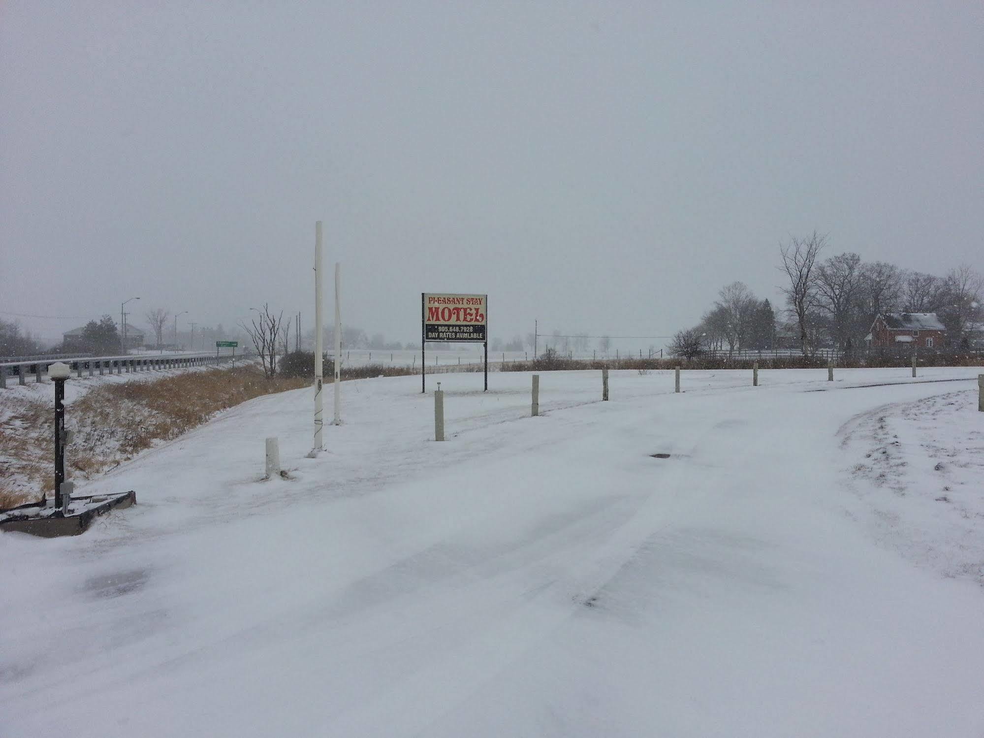 Pleasant Stay Motel Ancaster Exterior foto
